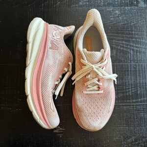 Women’s Hoka Clifton 9 Running Shoes